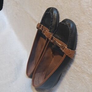 Flex step slip on shoes with memory foam women's size 9 W